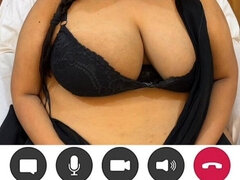 Enthousiasteling, Mooie dikke vrouwen, Vies praten, Rijpe lesbienne, Natuurlijke tieten, Alleen